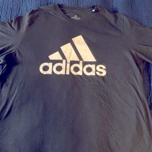 Adidas T-Shirt